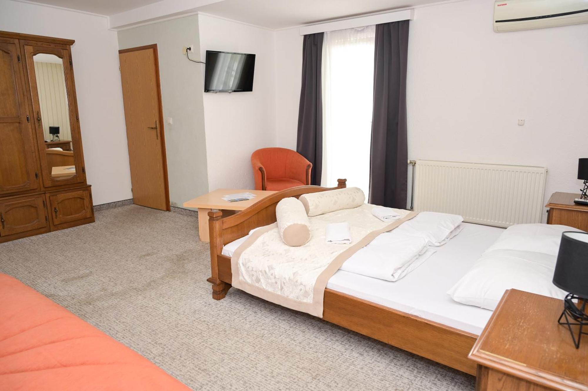 Motel Plaza Jajce Extérieur photo